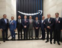 Los representantes del Norte firmaron un convenio con la “gigante” Amazon
