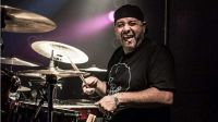 Murió en pleno concierto el ex baterista de Almafuerte, Bin Valencia