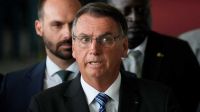 Jair Bolsonaro fue internado tras sufrir fuertes dolores abdomianles en Orlando