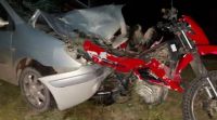 Terrible tragedia: un auto embistió a una moto, la arrastró dos cuadras y murió una joven embarazada