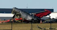 Impactante accidente entre dos aviones durante show aéreo en EE.UU.