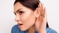 El uso de auriculares al máximo volumen podría provocar sordera a más de mil millones de jóvenes