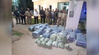 La Policía secuestró un vehículo que transportaba gran cantidad de hojas de coca