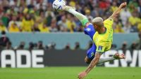 El acrobático gol de Richarlison fue elegido como el mejor del Mundial
