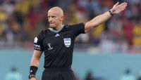 El árbitro de la final se hartó de las quejas francesas y defendió a Argentina