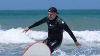 Viral: Rodríguez Larreta se hizo sacar una foto surfeando pero olvidó borrar la 'ayudita'