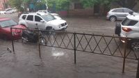 Lluvia torrencial en la Madre de Ciudades: rige el alerta por "tormentas"