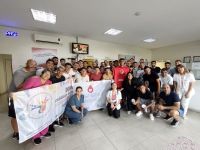 El plantel de fútbol de Mitre visitó  el Centro Provincial de Sangre