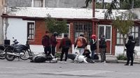 Violento choque de motos en barrio Belgrano dejó dos mujeres lesionadas