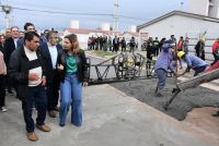 La intendente Fuentes destacó el avance de la pavimentación en los barrios Néstor Kirchner y Sixto Palavecino